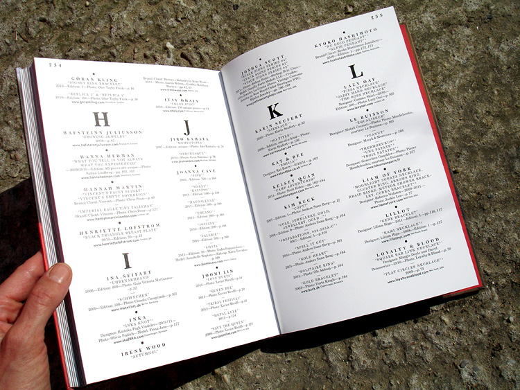 A-Girls-Best-Friends-Daniela-Burger